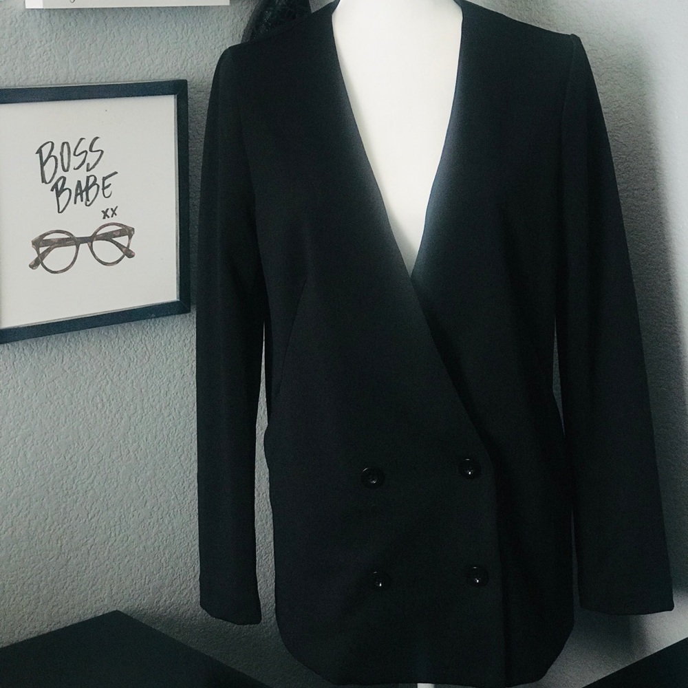 Black Blazer - Picture 2 of 8